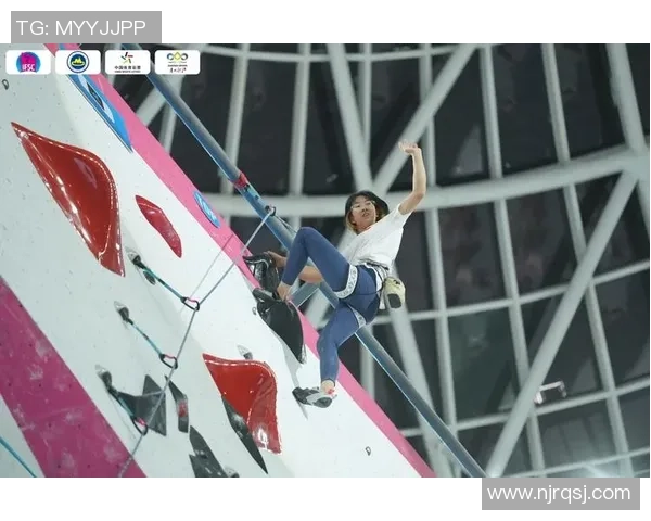 西安攀岩队的比赛经验分享与技巧探讨聚焦攀岩运动的未来发展 西安攀岩队的比赛经验分享与技巧探讨聚焦攀岩运动的未来发展