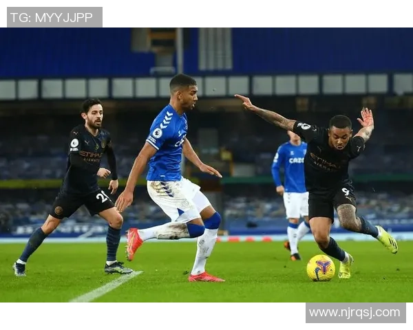 国王杯精彩对决多特蒙德大胜切尔西引发全场热烈反响 国王杯精彩对决多特蒙德大胜切尔西引发全场热烈反响