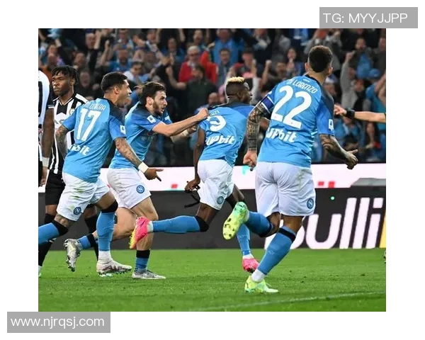 欧联杯精彩对决那不勒斯绝杀曼联全场沸腾瞬间回顾 欧联杯精彩对决那不勒斯绝杀曼联全场沸腾瞬间回顾