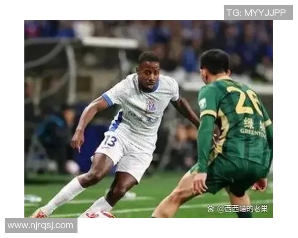 中超精彩对决AC米兰大胜波尔图补时进球点燃全场激情