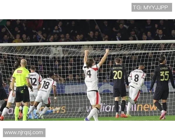 世界杯切尔西与多特蒙德战平点球大战成焦点全场瞬间回顾与分析